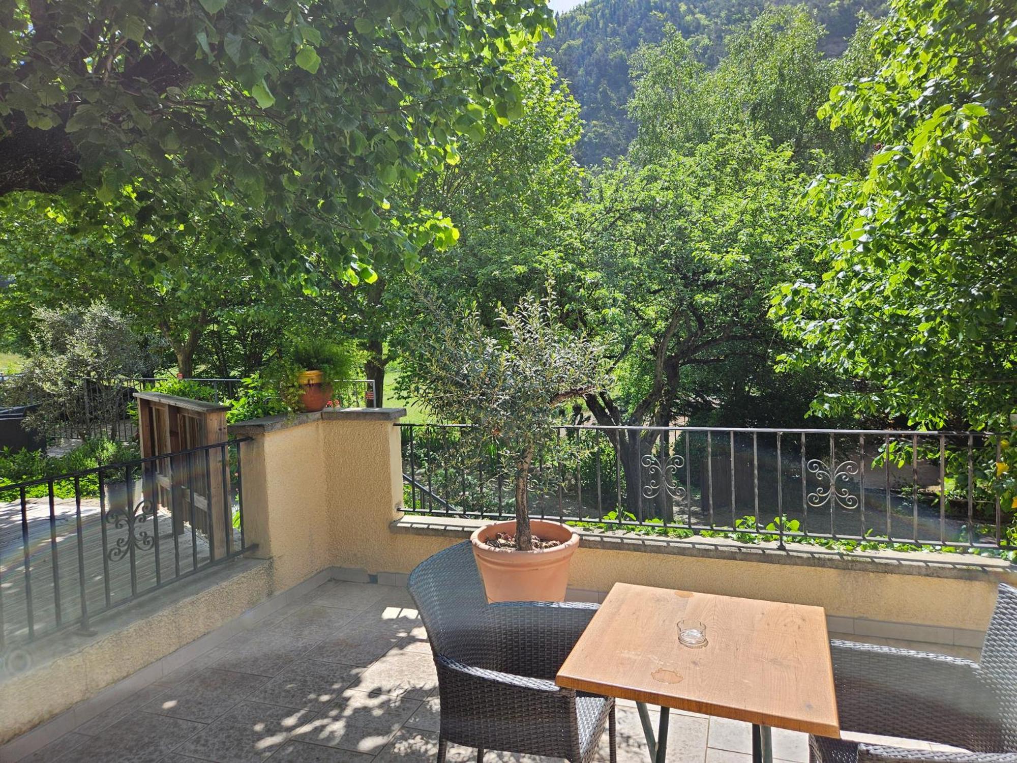 Hotel Le Mont Barral Creyers Εξωτερικό φωτογραφία