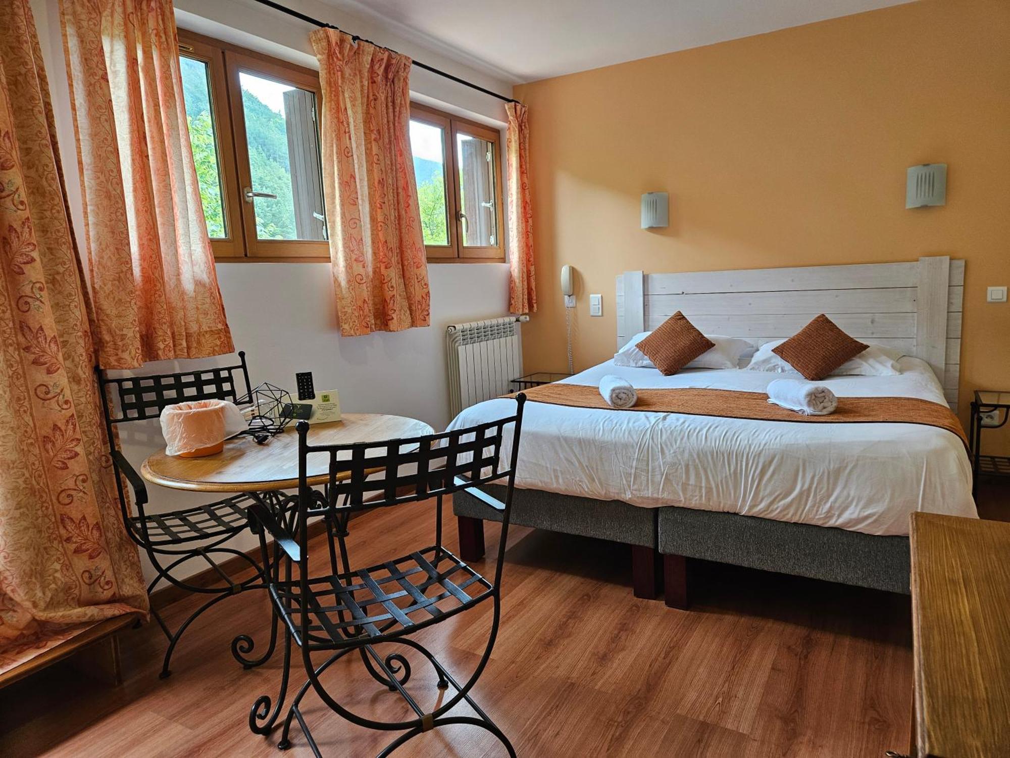 Hotel Le Mont Barral Creyers Εξωτερικό φωτογραφία