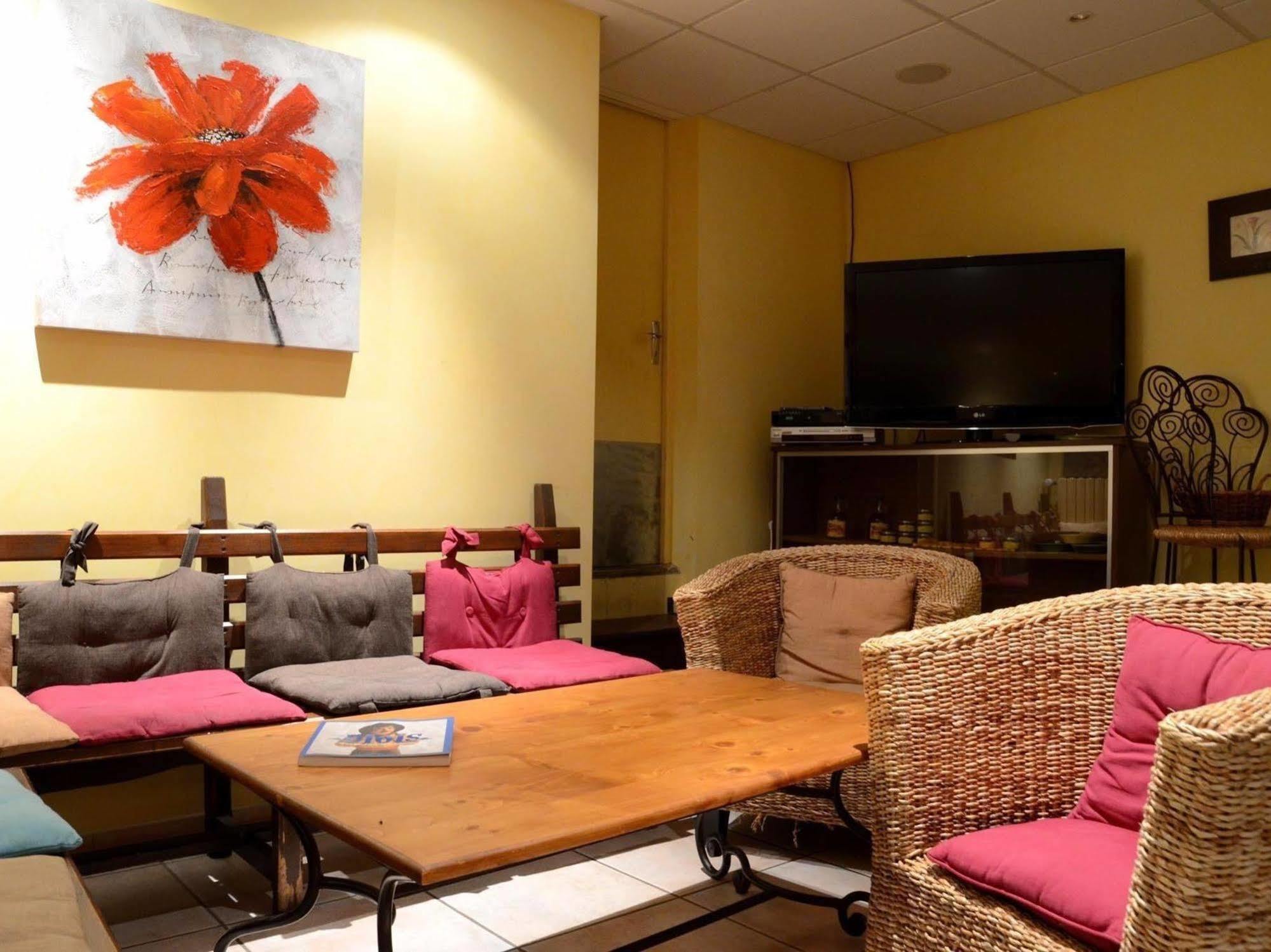 Hotel Le Mont Barral Creyers Εξωτερικό φωτογραφία